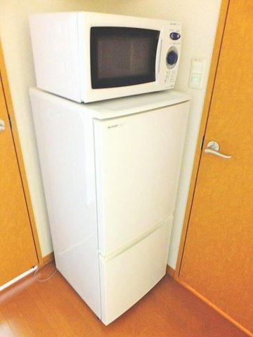 レオパレス梅花の内装|冷蔵庫電子レンジ標準装備