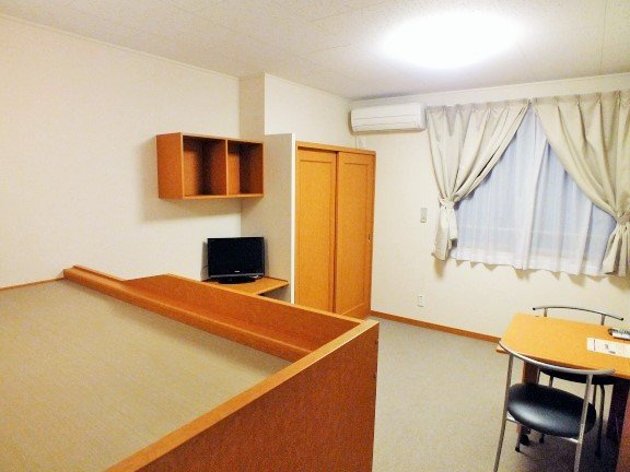 レオパレスハイム　つくばの寝室|家具家電付き