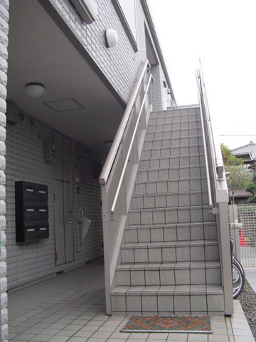 パールＭのロビー|共用階段