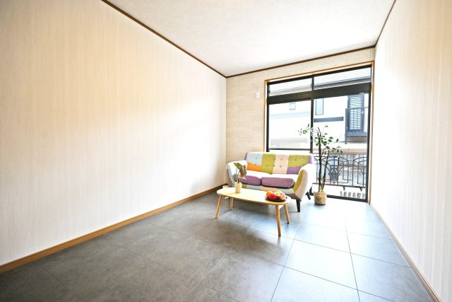 宝塚市清荒神4丁目中古戸建｜4SDK＋駐車1台可の洋室|1階洋室（7.5帖）
主寝室想定の一番広いお部屋です。