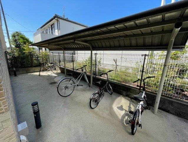 レオパレスグローバル市川のその他|駐輪場