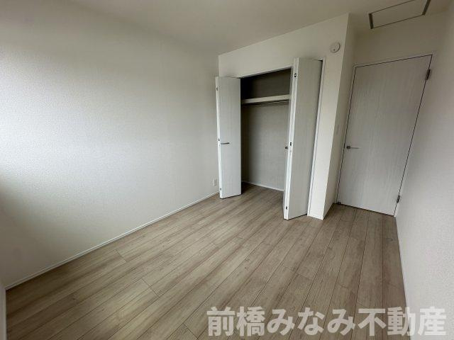 【新築】高崎市倉賀野町　１号棟(全２棟)　ハートフルタウン　新築建売分譲の洋室|きれいな洋室です