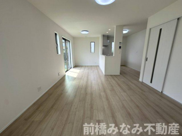 【新築】高崎市倉賀野町　１号棟(全２棟)　ハートフルタウン　新築建売分譲の居間・リビング|リビングです