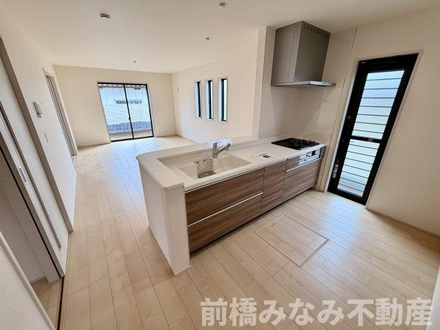 【新築】前橋市小屋原町第１　限定１棟　リーブルガーデン　新築建売のキッチン|キッチンです