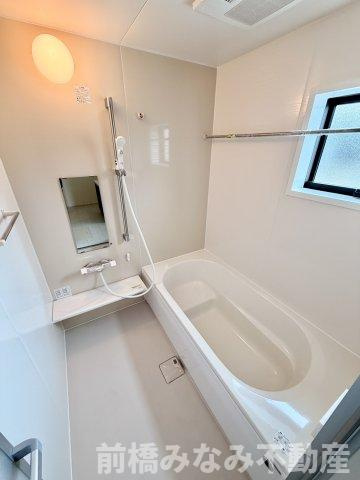 【新築】前橋市小屋原町第１　限定１棟　リーブルガーデン　新築建売の浴室|ゆったり過ごせるお風呂です