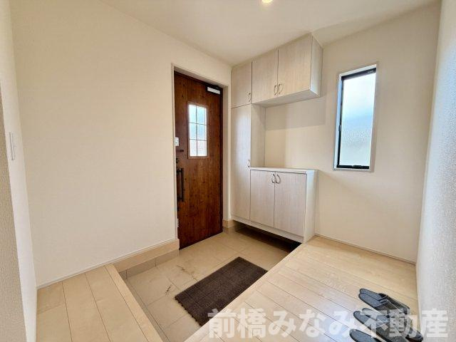 【新築】前橋市小屋原町第１　限定１棟　リーブルガーデン　新築建売の玄関|シンプルで使いやすい玄関です