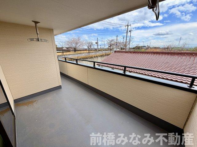 【新築】前橋市小屋原町第１　限定１棟　リーブルガーデン　新築建売のバルコニー|開放的で明るい空間を演出してくれるバルコニーです