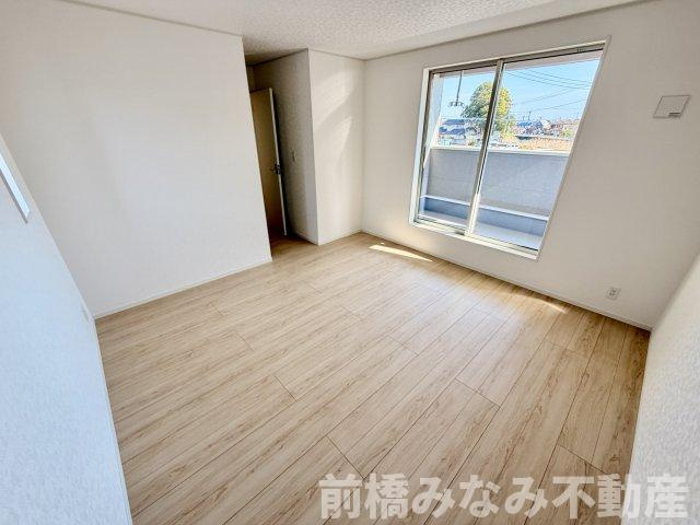 【新築】前橋市北代田町第10-1期　９号棟(全３棟)　クレイドルガーデン　新築建売分譲の洋室|個人の部屋や寝室として使える洋室です