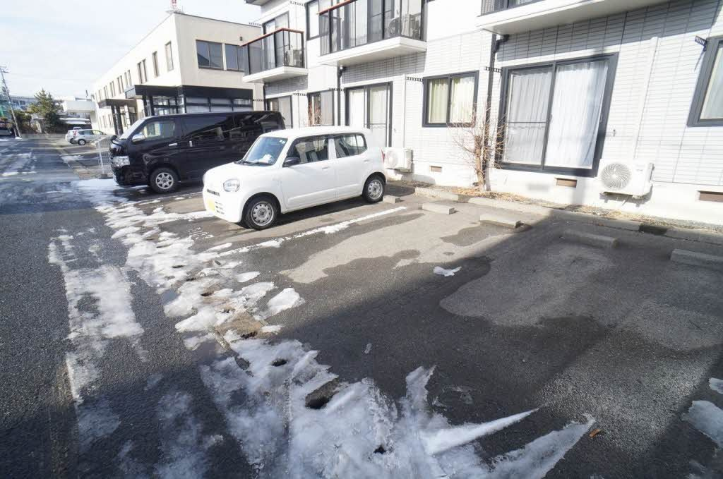 ディアス上堂 Ｄの駐車場