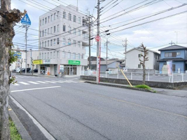 【前面道路含む現地写真】 | 熊谷市万平町　7100万　土地