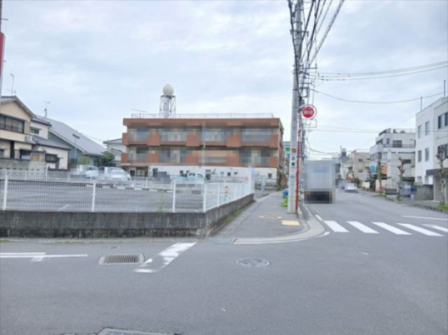 【前面道路含む現地写真】 | 熊谷市万平町　7100万　土地