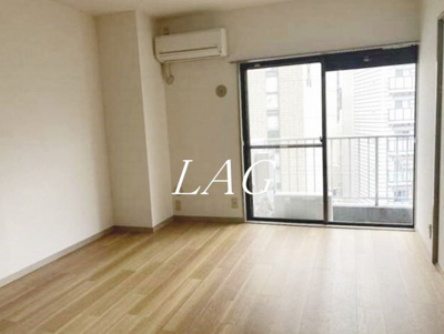 【居間・リビング】 | 月岡ビル | 洋室のお部屋です。