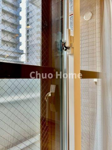 シティハイツ三ノ輪の内装|二重サッシにつきまして防音性良好です