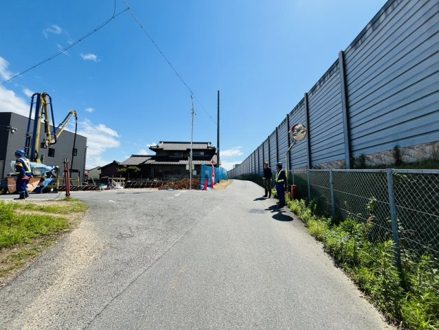 大府市吉川町4丁目93『仲介手数料無料』新築戸建ての前面道路含む現地写真