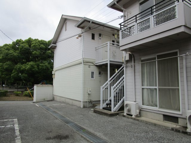 パークサイド六高台のエントランス