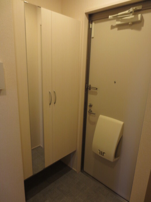 【玄関】