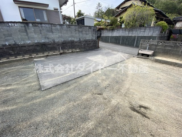 飯塚市綱分1512-31の外観