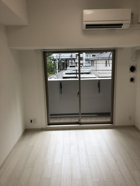 大阪市浪速区日本橋東３丁目の賃貸マンションの居間・リビング
