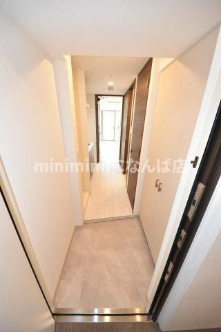 大阪市浪速区日本橋東３丁目の賃貸マンションの玄関
