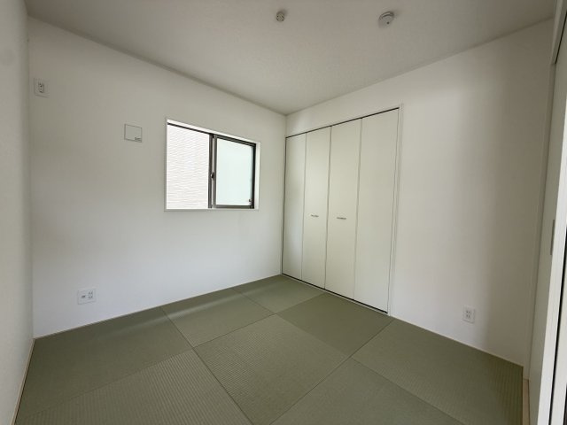宜野湾市上原　第1（全4棟）ラスト6号棟の和室|6号棟　和室4.5帖＋収納付き♪