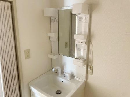 パピヨンリヴールの独立洗面台