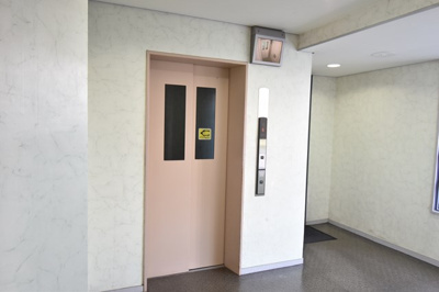 【その他】 | OTC第一ハイツ | 現在ご返済中のカーローン・カードローン・教育ローンなどを住宅ローンに一本化したり、家具家電購入費用・引越し費用を住宅ローンと組み合わせるなど、お客さまにメリットの多い住宅ローンのご提案が可能です。