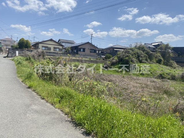 飯塚市鯰田1642-1の外観