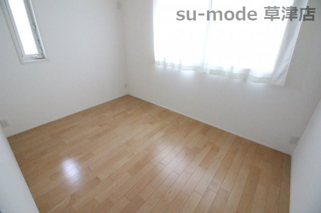【洋室】 | 渋川2丁目戸建 | 洋室です