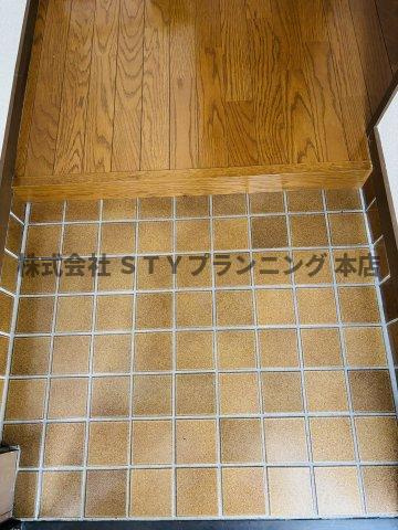 仲介手数料0円！スタスィオン一社の玄関
