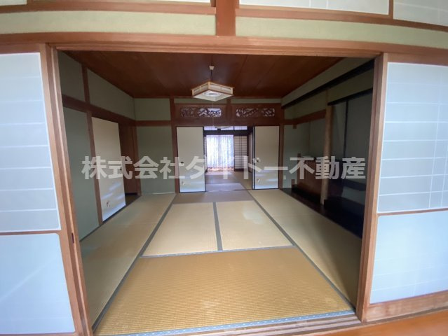 福岡県飯塚市菰田東 ２丁目412番5の和室