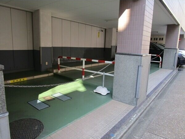 ミズキンビルの外観
