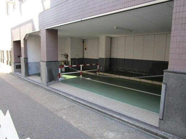 ミズキンビルの外観