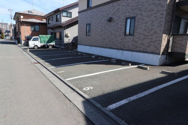 パークサイドセジュールの駐車場