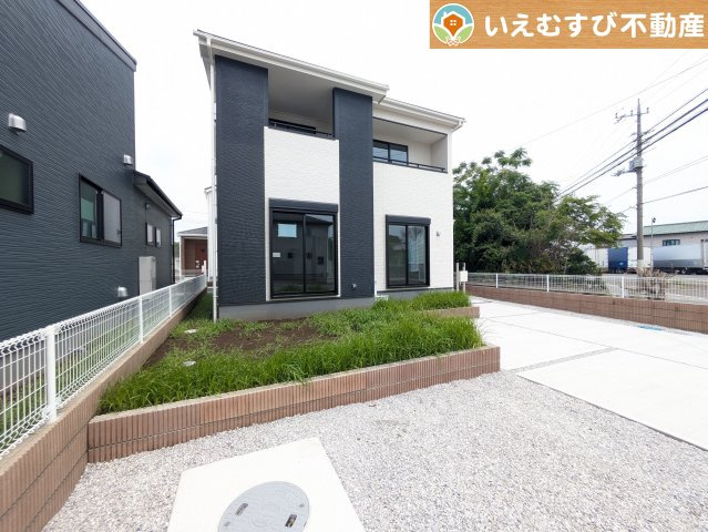 Livele Garden.S　大泉第14寄木戸の庭|ガーデニングが楽しめそう
季節の草花で彩りを！ガーデニングで緑あふれる景色を作るのも楽しみ♪
