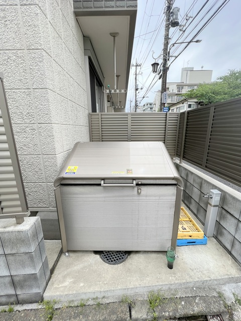 メゾングレースのその他|★屋根付き駐輪場★