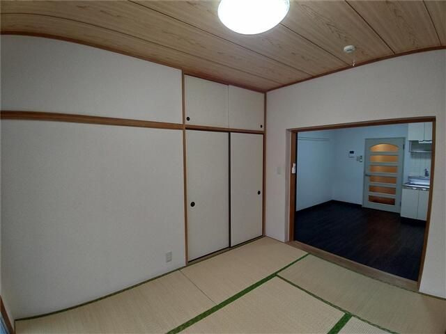 パークサイド野毛山の洋室