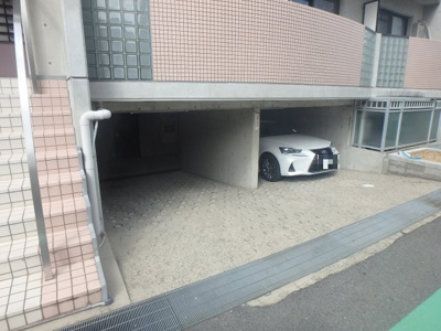 【駐車場】 | メゾン・ジュリアナ・モンド | 駐車場完備です