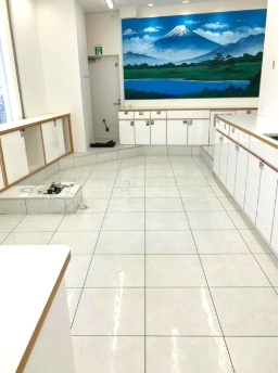 よしや四条ビルの内装