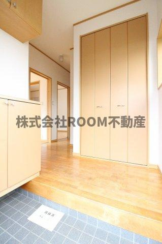 グランディールメゾンの玄関|きれいな玄関です