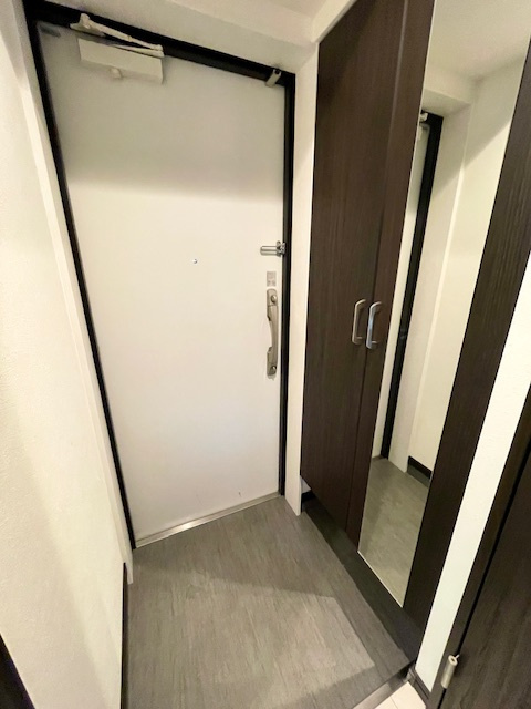 S-FORT福島LaLunaの玄関