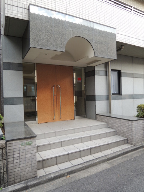 サンピア西須賀 のエントランス