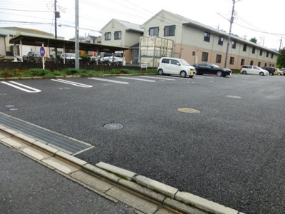 【駐車場】 | グリシーヌB