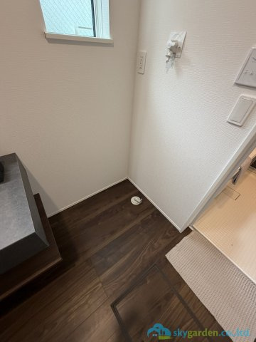 伊勢原市上粕屋第2期　新築戸建　全2棟1号棟のランドリースペース