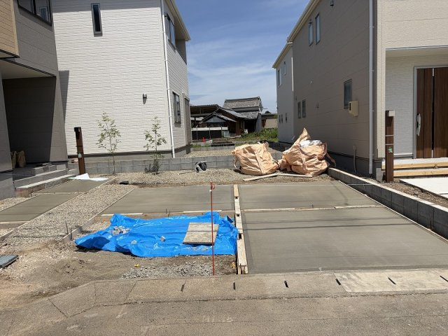 各務原市那加前野町1丁目　1号棟の外観