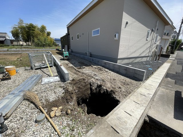 各務原市那加前野町1丁目　6号棟の外観