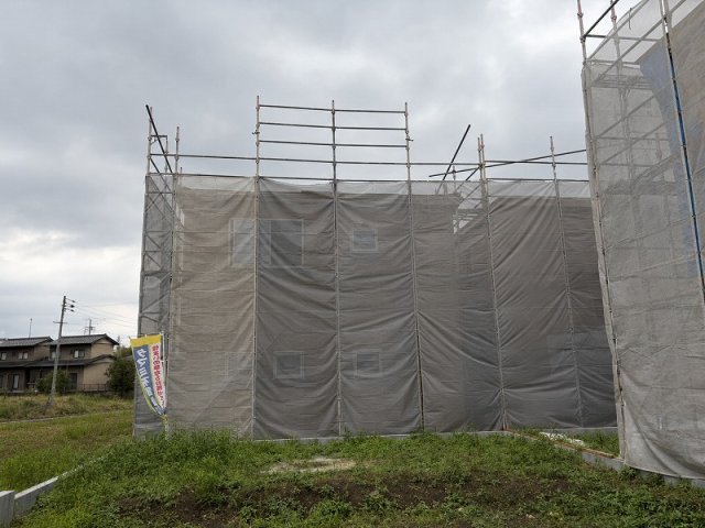 各務原市那加前野町1丁目　6号棟の外観