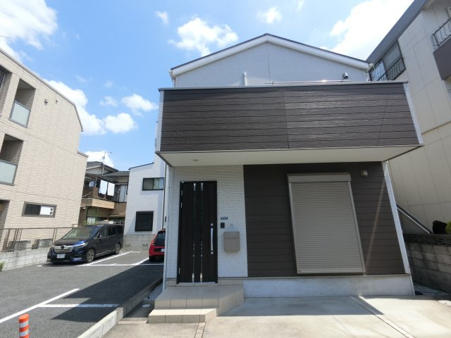 市川市平田四丁目戸建