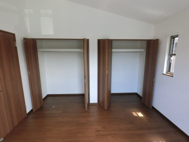 市川市平田四丁目戸建の収納