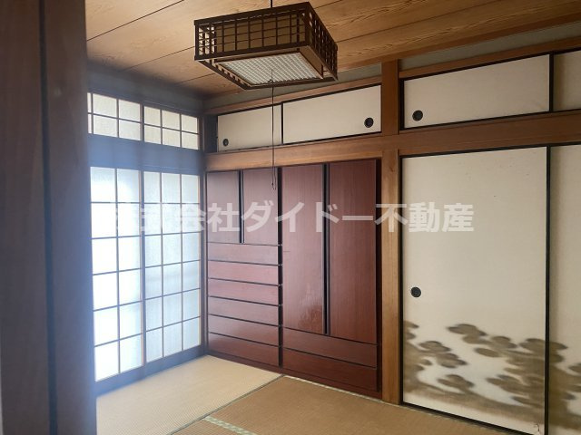 飯塚市横田343番14の和室