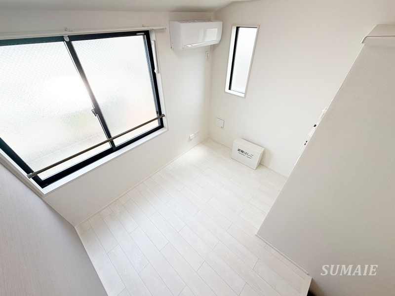 ハーモニーテラス北小岩ⅩⅧの寝室|2面採光の明るいお部屋です